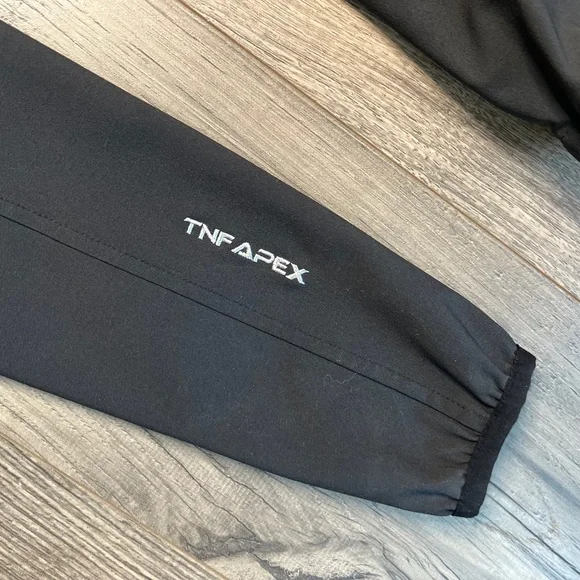 The North Face Women's TNF Apex Black Jacket Size XS - Picture 8 of 9